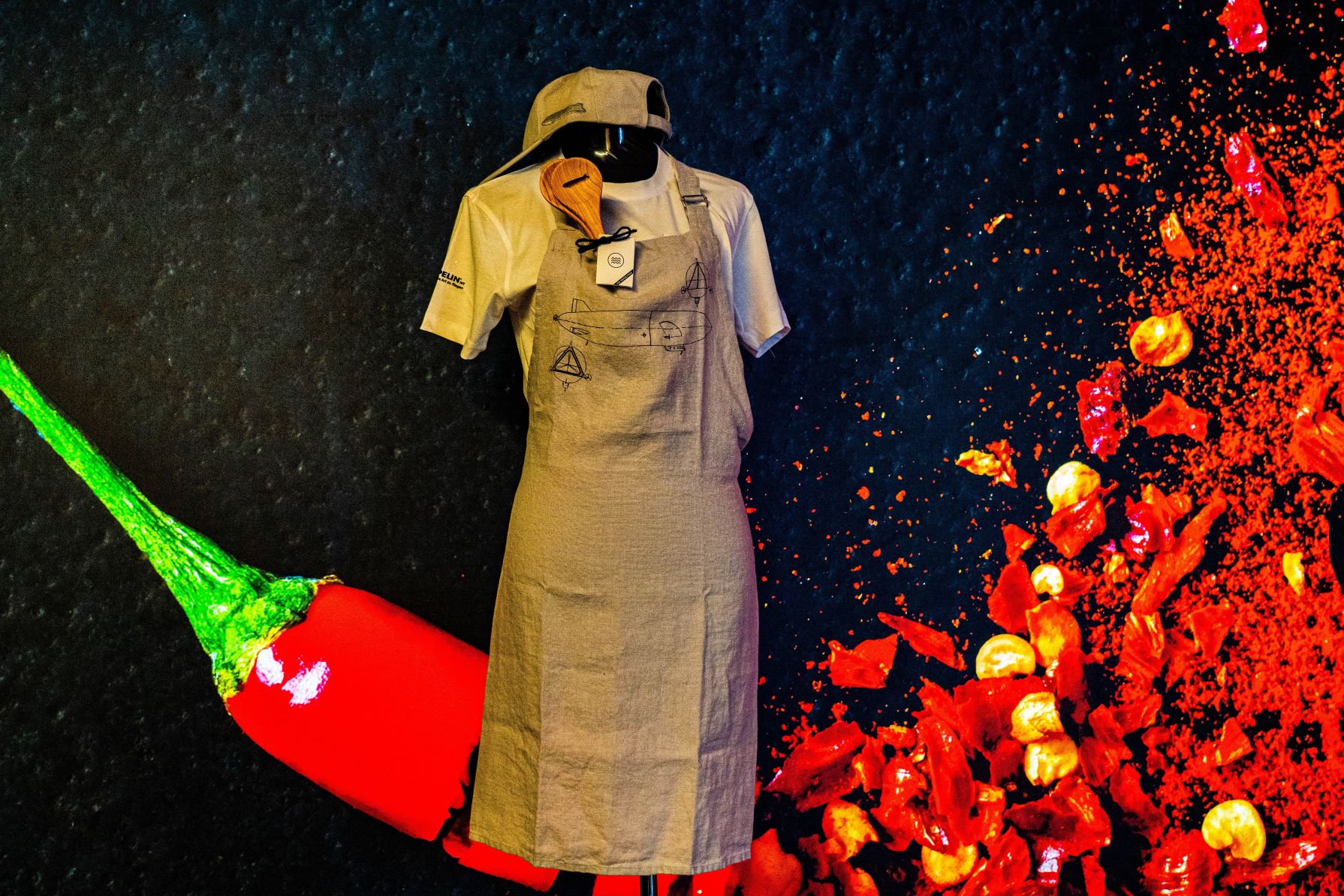 Zeppelin Leinen Schürze "HANDMADE"