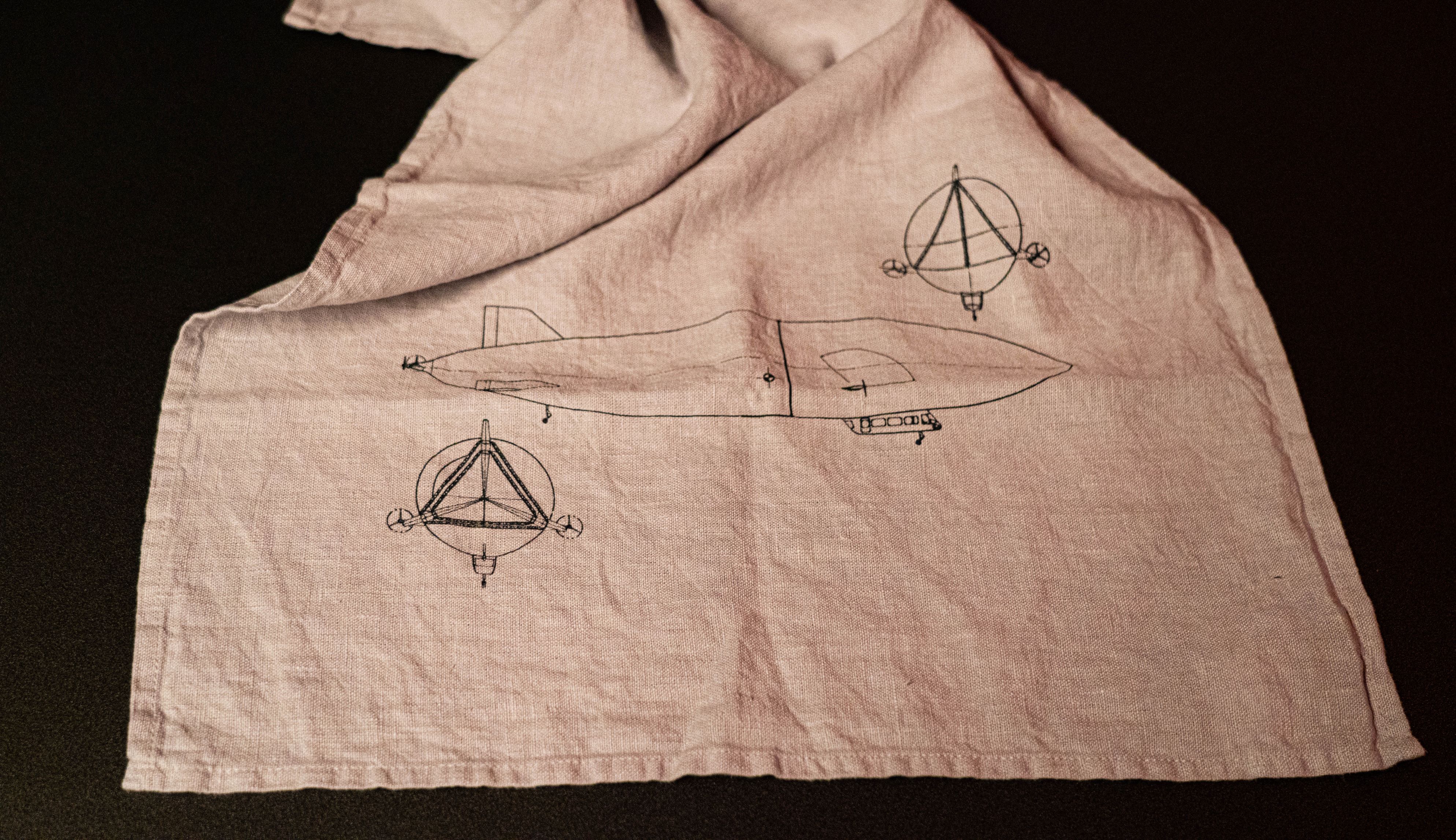 Zeppelin Leinen Geschirrtuch "HANDMADE"