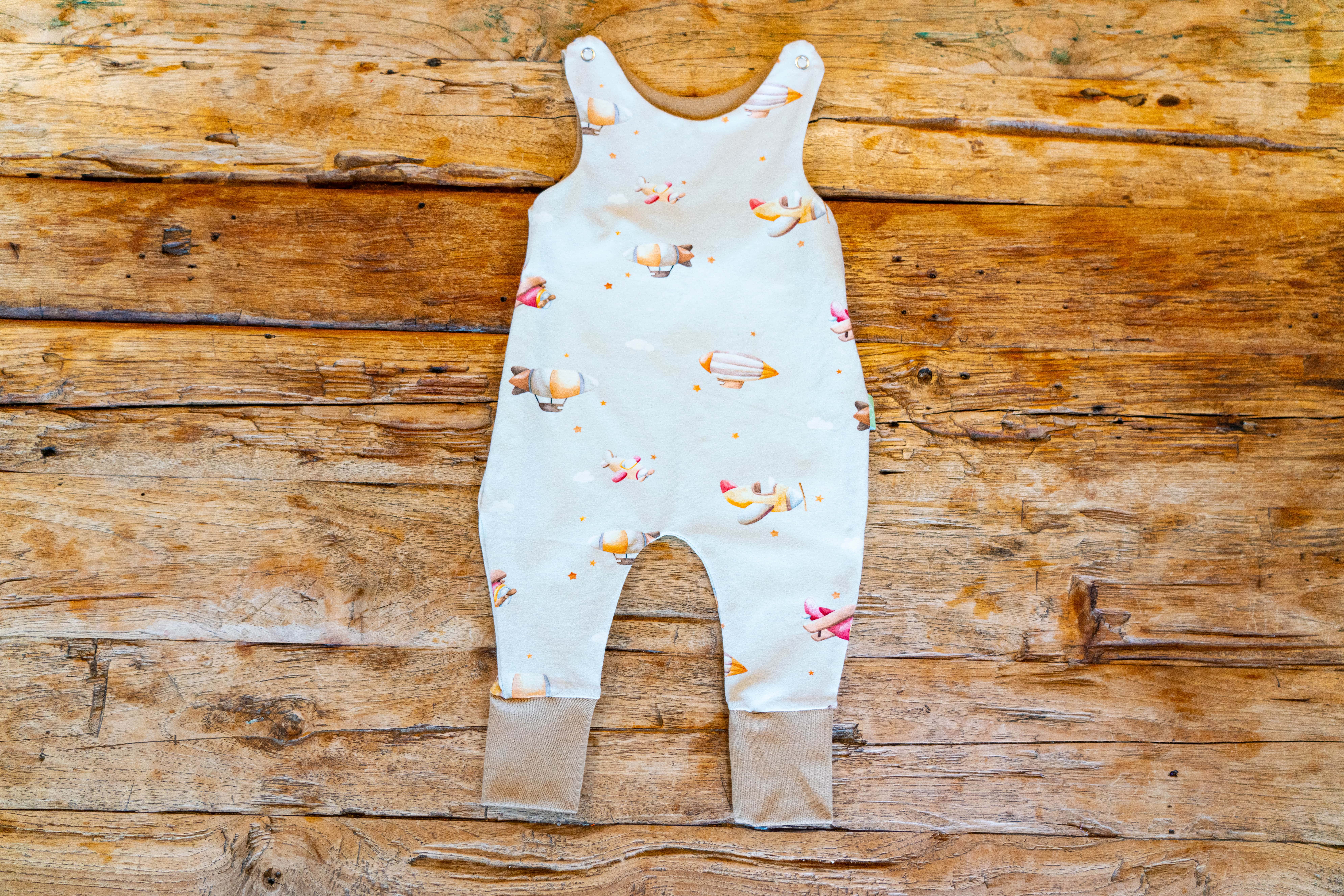 Zeppelin Strampler - HANDMADE- beige