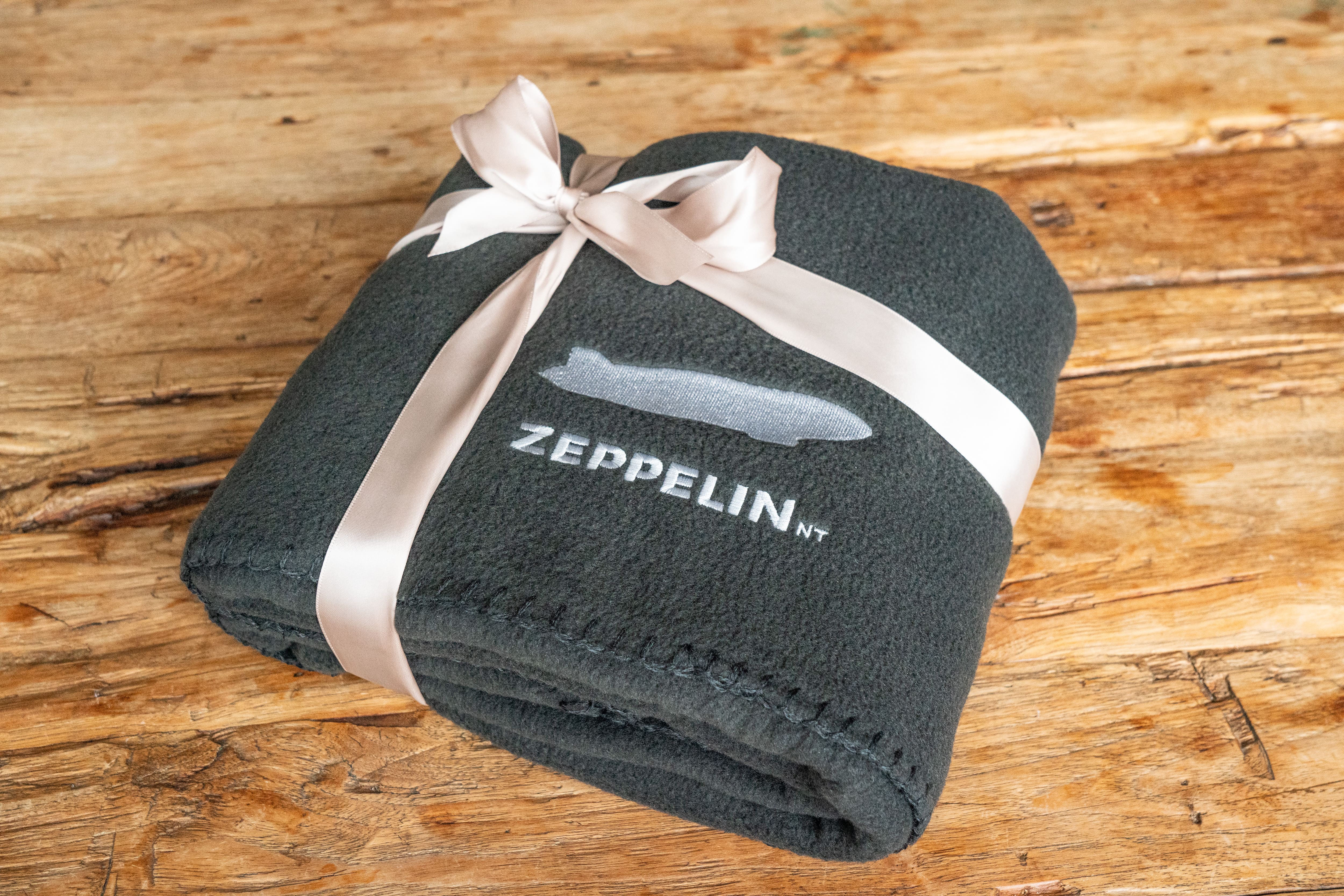 Fleecedecke "Zeppelin" 130x170cm grey