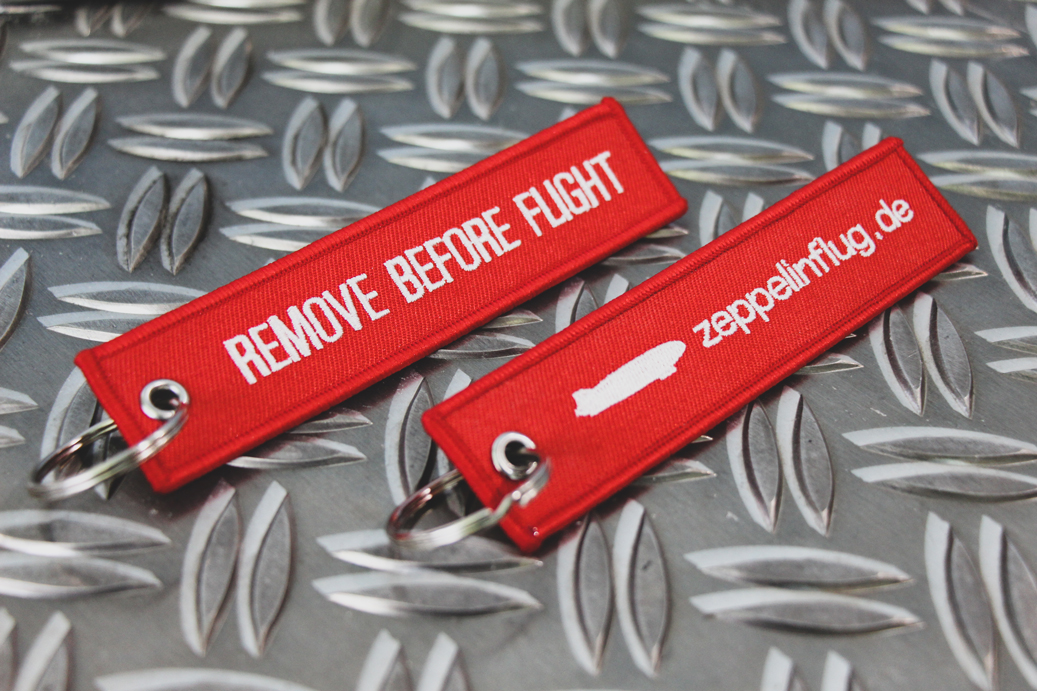 Schlüsselanhänger "Remove Before Flight"