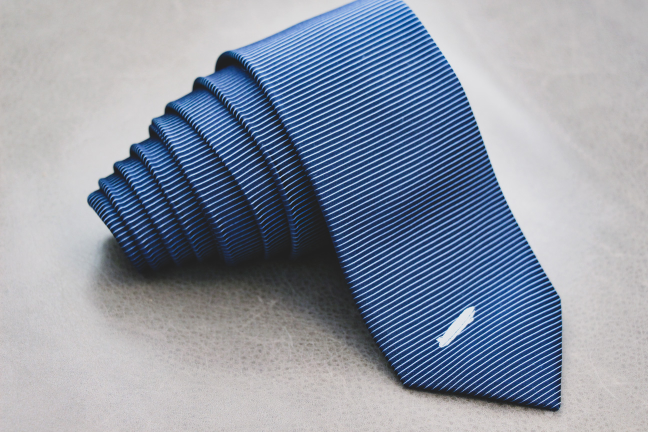 Zeppelin Krawatte aus Seide in blau