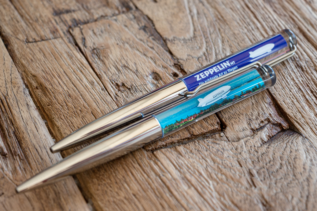 Kugelschreiber mit "fliegendem" Zeppelin