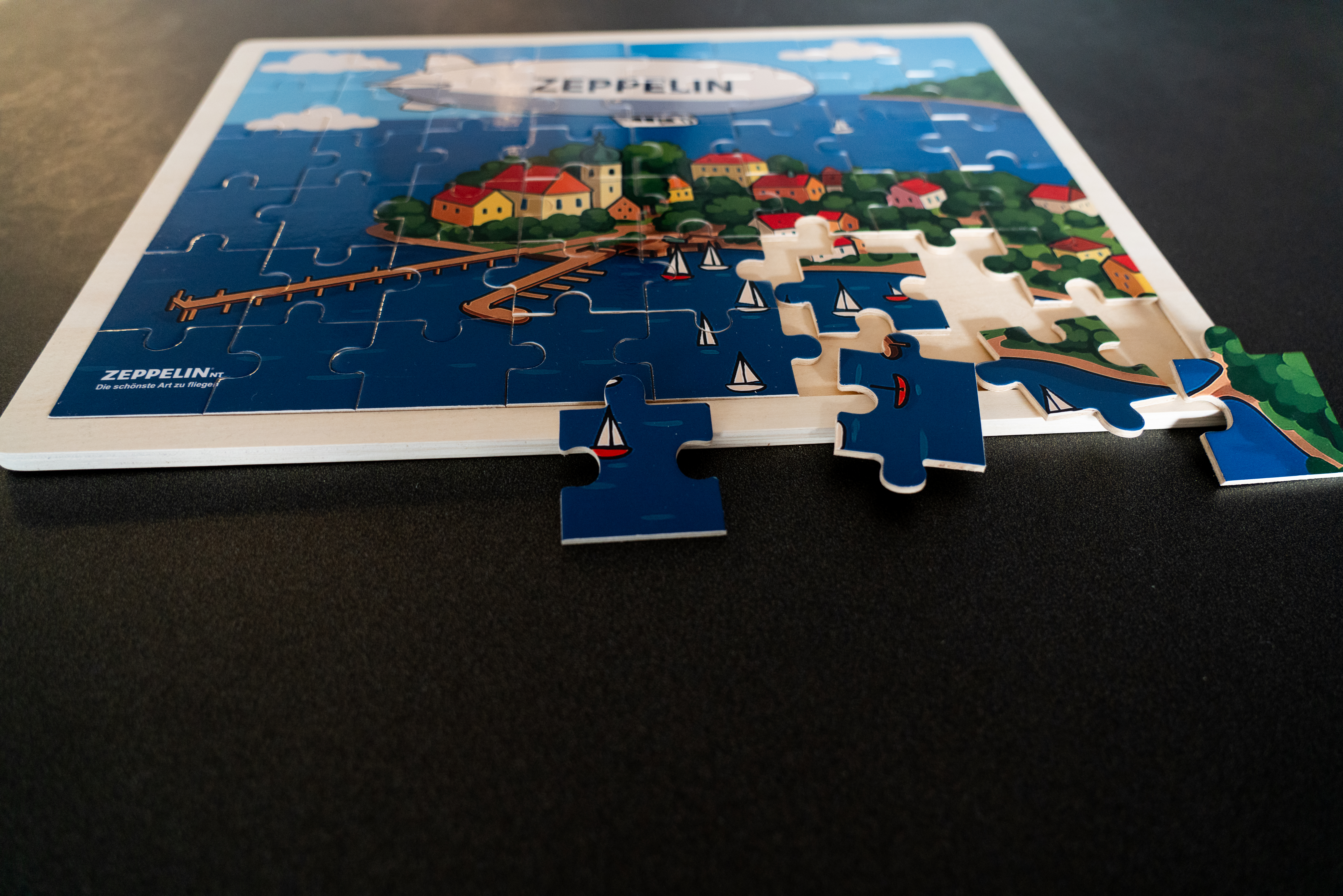 Zeppelin Kinderpuzzle aus Holz - 48 Teile -