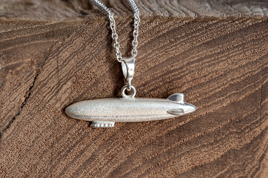 Zeppelin Anhänger Silber 925er mit Silberkette (SET 15)
