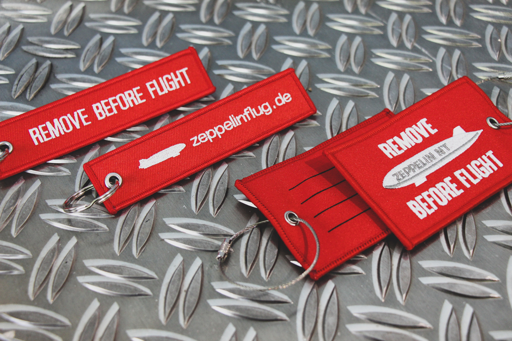 Set Kofferanhänger+ Schlüsselanhänger "remove before flight"